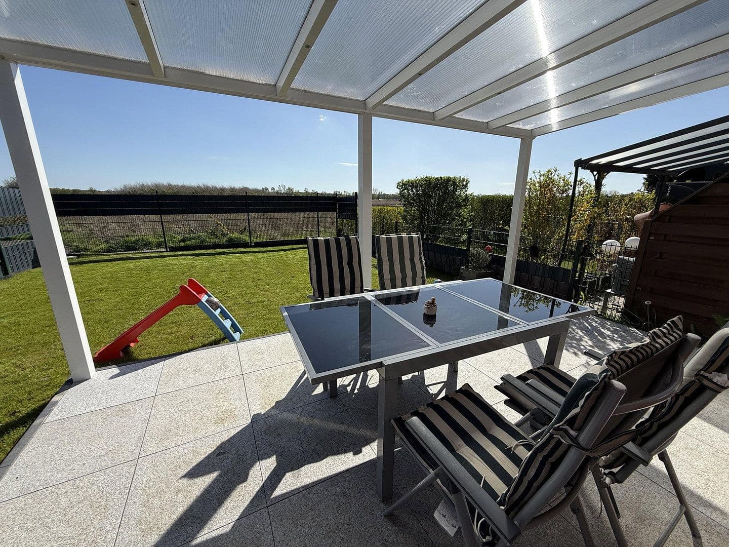 Prodej domu 118 m², pozemek 229 m², Blankenfelde-Mahlow, Braniborsko Prodej domu 118 m², pozemek 229 m², Blankenfelde-Mahlow, Braniborsko