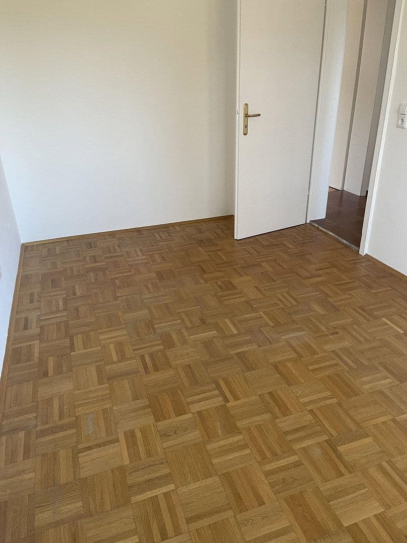 Pronájem bytu 3+1 70 m², Planegg, Bavorsko Pronájem bytu 3+1 70 m², Planegg, Bavorsko
