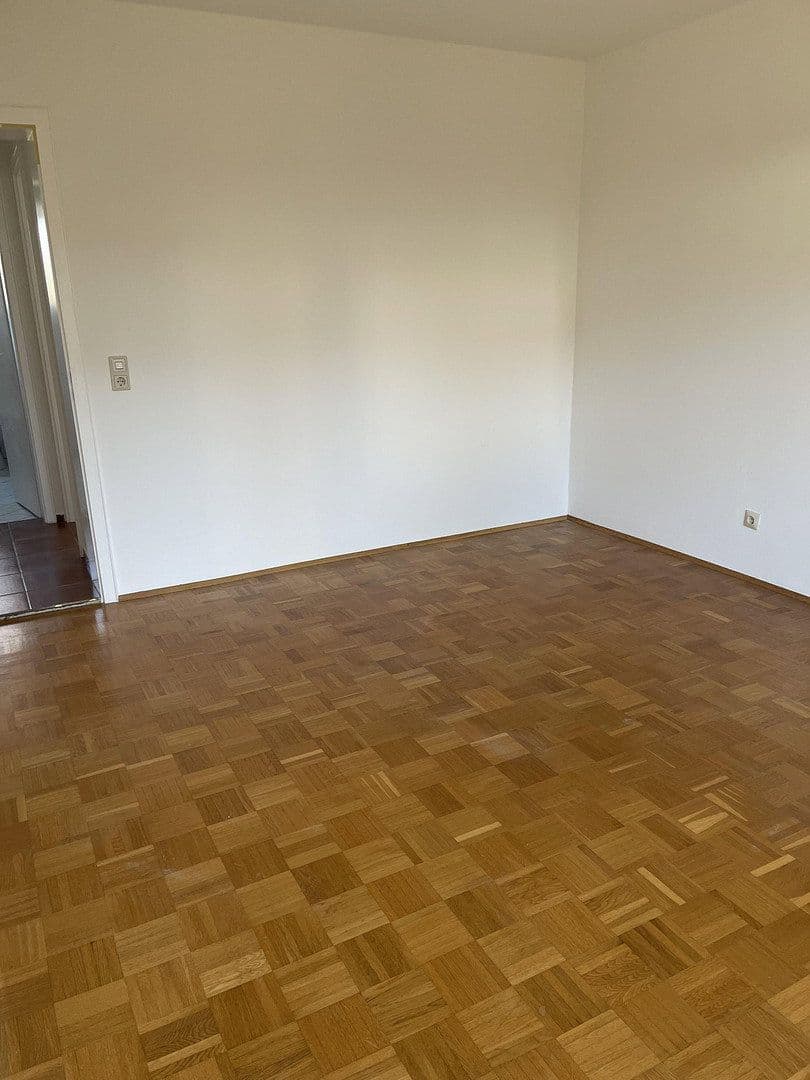 Pronájem bytu 3+1 70 m², Planegg, Bavorsko Pronájem bytu 3+1 70 m², Planegg, Bavorsko