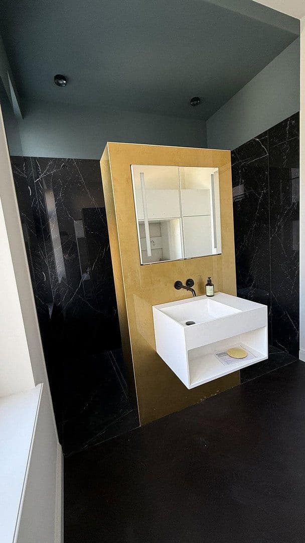 Pronájem bytu 2+1 90 m², Darmstadt, Hessen Pronájem bytu 2+1 90 m², Darmstadt, Hessen