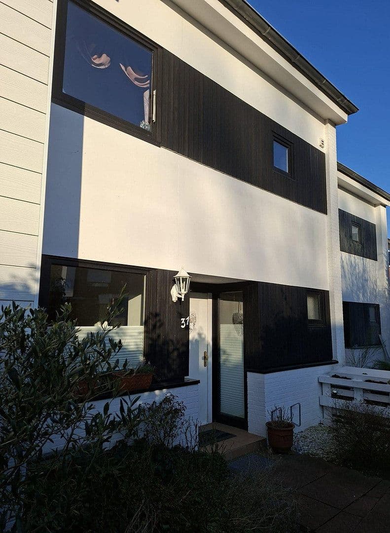 Prodej domu 143 m², pozemek 171 m², Quickborn, Šlesvicko-Holštýnsko Prodej domu 143 m², pozemek 171 m², Quickborn, Šlesvicko-Holštýnsko
