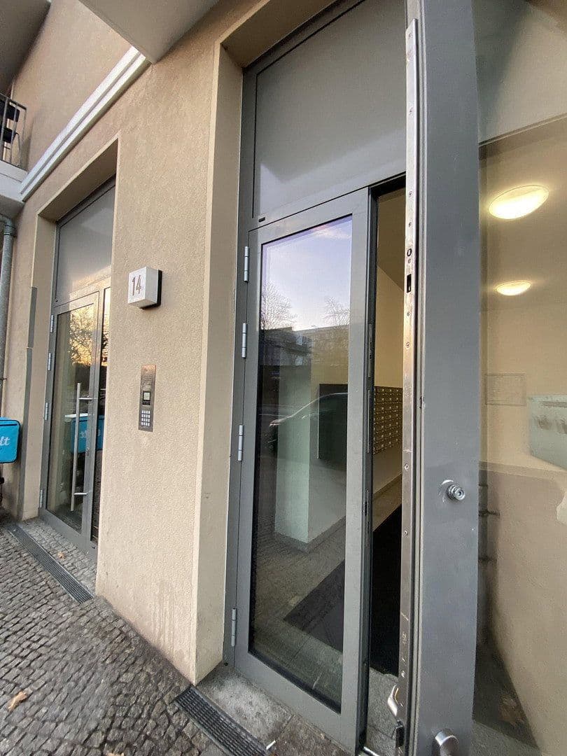 Pronájem bytu 1+1 24 m², Wexstraße 14, Wilmersdorf, Berlin, Berlín Pronájem bytu 1+1 24 m², Wexstraße 14, Wilmersdorf, Berlin, Berlín
