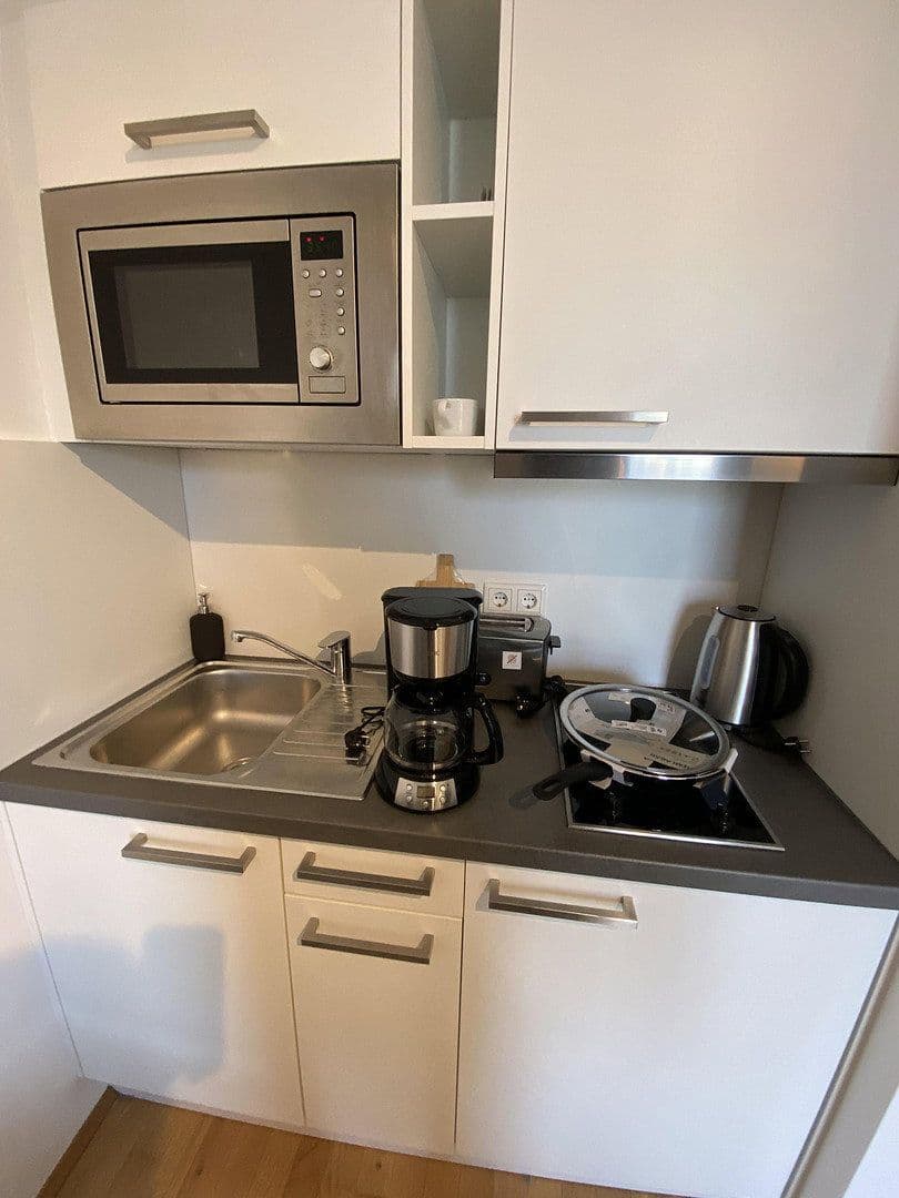 Pronájem bytu 1+1 24 m², Wexstraße 14, Wilmersdorf, Berlin, Berlín Pronájem bytu 1+1 24 m², Wexstraße 14, Wilmersdorf, Berlin, Berlín
