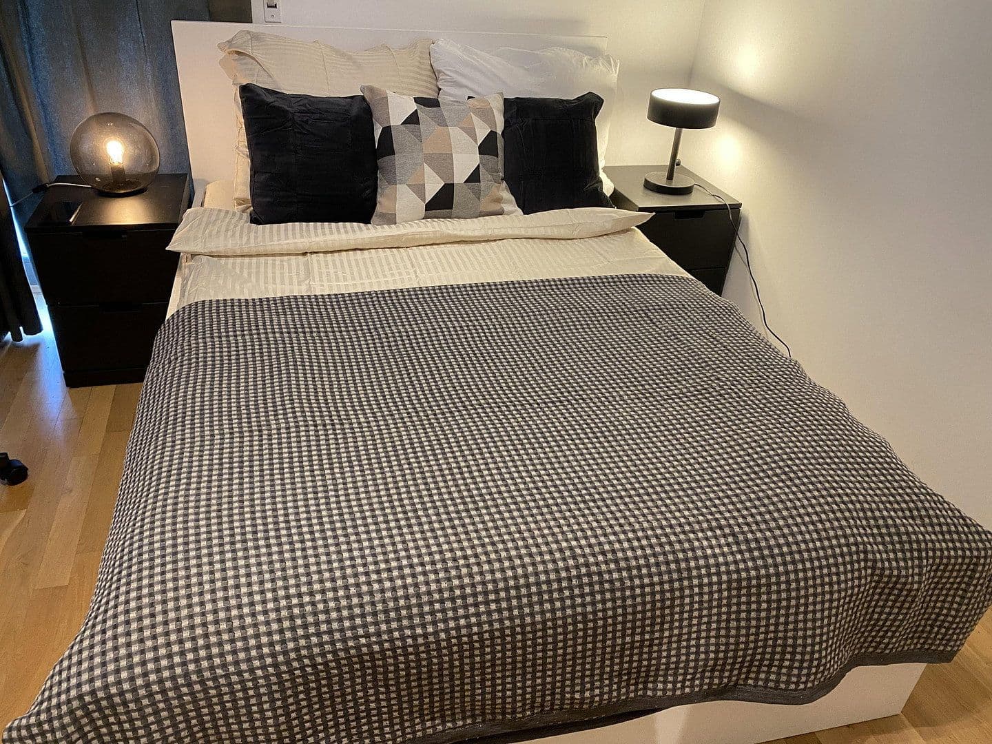 Pronájem bytu 1+1 24 m², Wexstraße 14, Wilmersdorf, Berlin, Berlín Pronájem bytu 1+1 24 m², Wexstraße 14, Wilmersdorf, Berlin, Berlín