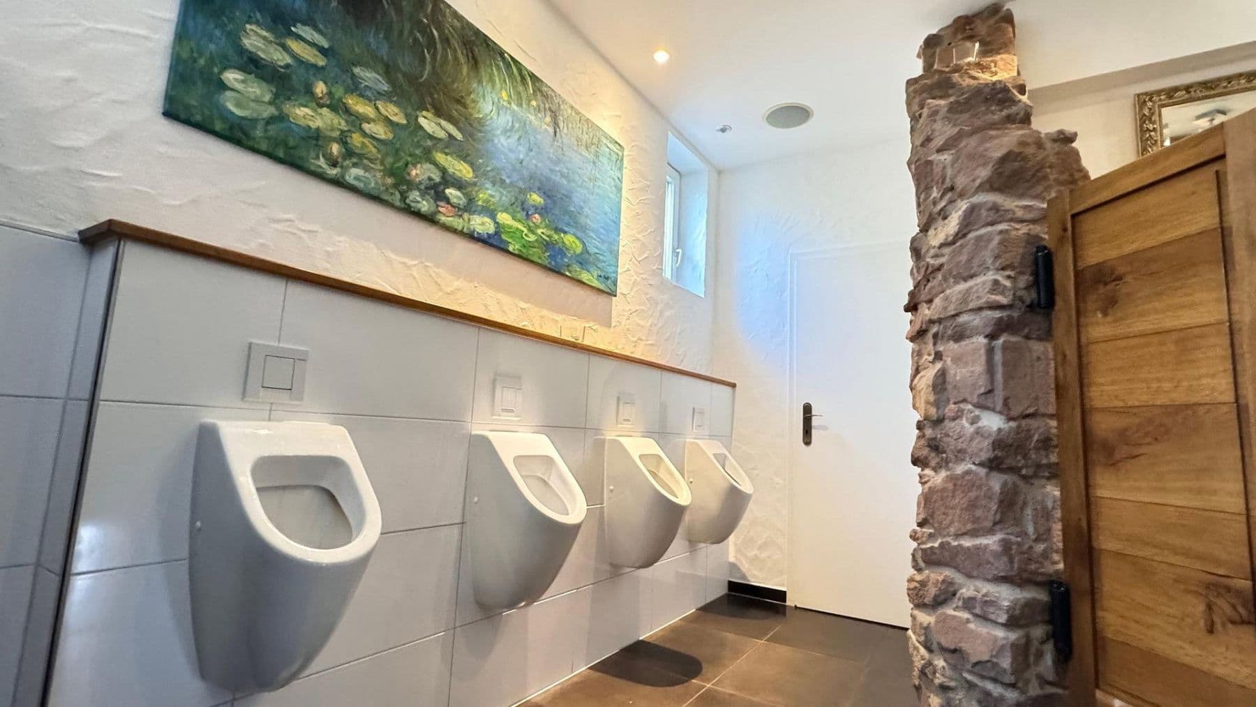 Prodej domu 1.045 m², pozemek 2.132 m², Mühleinsel 1, Kenzingen, Bádensko-Württembersko Prodej domu 1.045 m², pozemek 2.132 m², Mühleinsel 1, Kenzingen, Bádensko-Württembersko