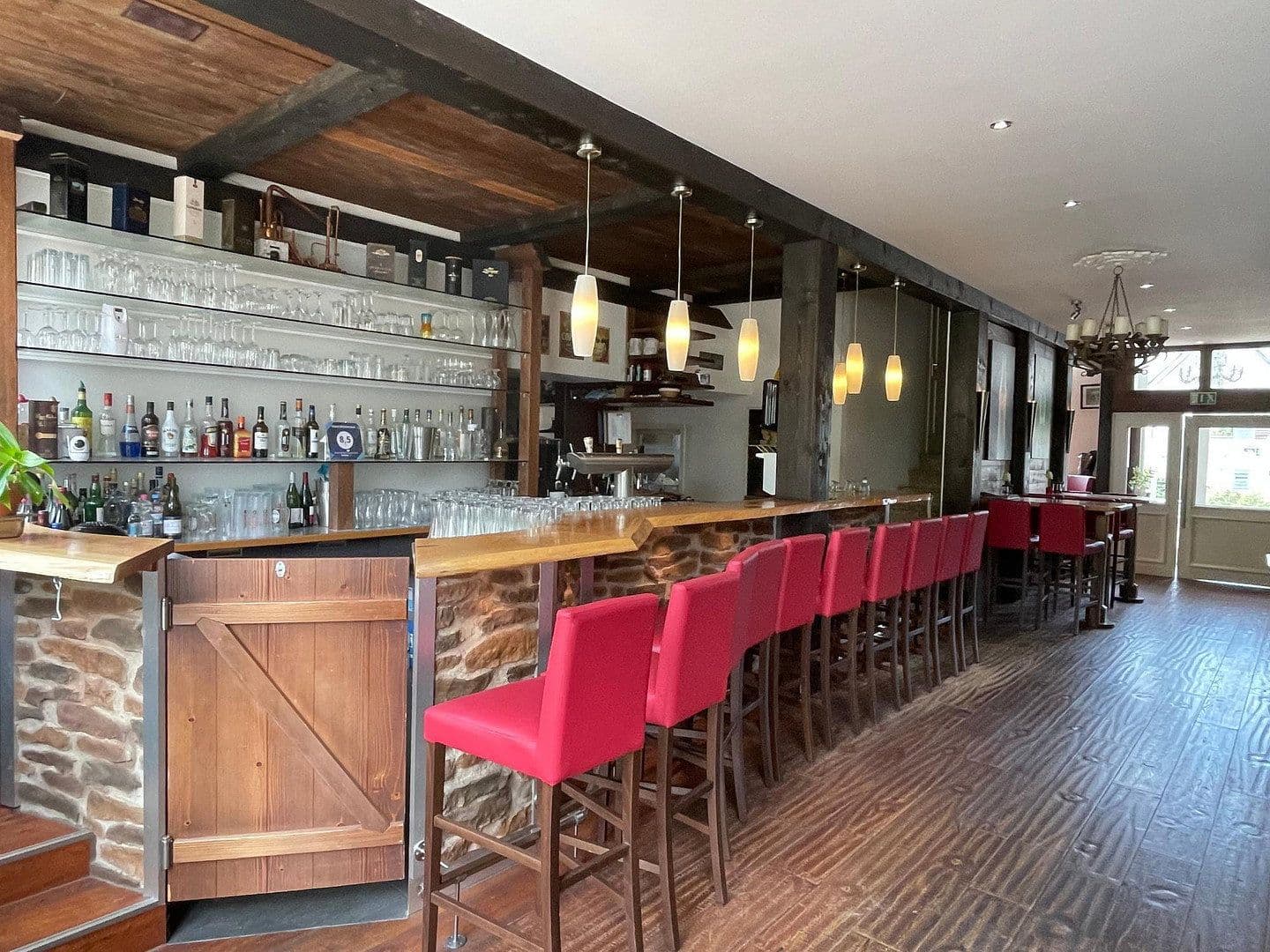 Prodej domu 1.045 m², pozemek 2.132 m², Mühleinsel 1, Kenzingen, Bádensko-Württembersko Prodej domu 1.045 m², pozemek 2.132 m², Mühleinsel 1, Kenzingen, Bádensko-Württembersko