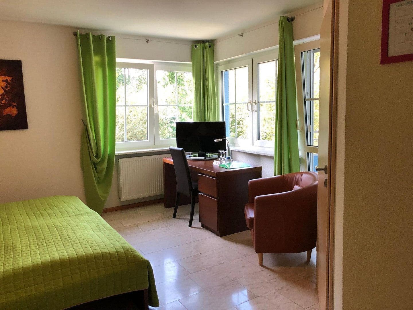 Prodej domu 1.045 m², pozemek 2.132 m², Mühleinsel 1, Kenzingen, Bádensko-Württembersko Prodej domu 1.045 m², pozemek 2.132 m², Mühleinsel 1, Kenzingen, Bádensko-Württembersko