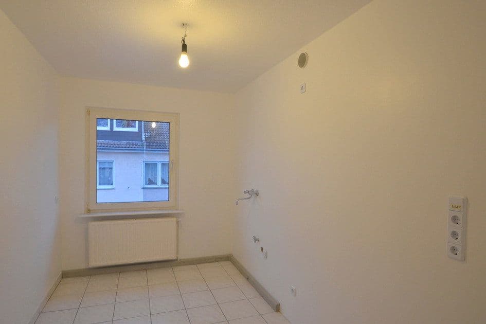 Prodej bytu 5+1 124 m², Brandenburgstr. 16, Wuppertal, Severní Porýní-Vestfálsko Prodej bytu 5+1 124 m², Brandenburgstr. 16, Wuppertal, Severní Porýní-Vestfálsko