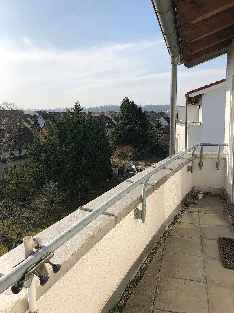 Pronájem bytu 1+kk 36 m², Lauffen am Neckar, Bádensko-Württembersko Pronájem bytu 1+kk 36 m², Lauffen am Neckar, Bádensko-Württembersko