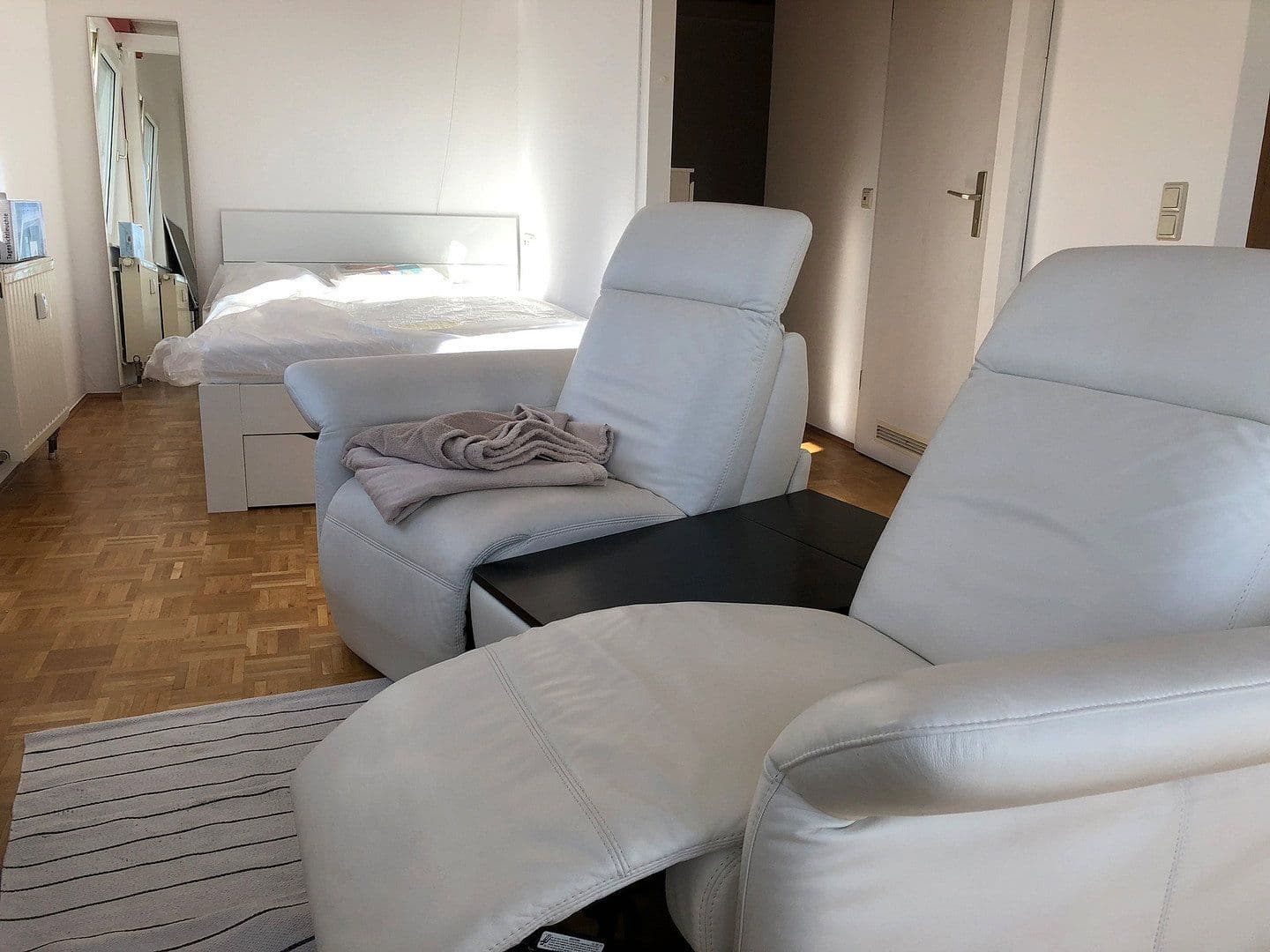 Pronájem bytu 1+kk 36 m², Lauffen am Neckar, Bádensko-Württembersko Pronájem bytu 1+kk 36 m², Lauffen am Neckar, Bádensko-Württembersko