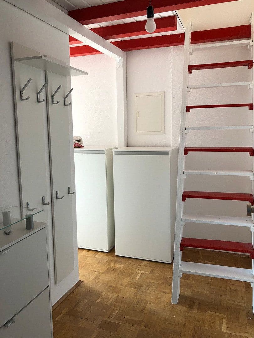 Pronájem bytu 1+kk 36 m², Lauffen am Neckar, Bádensko-Württembersko Pronájem bytu 1+kk 36 m², Lauffen am Neckar, Bádensko-Württembersko
