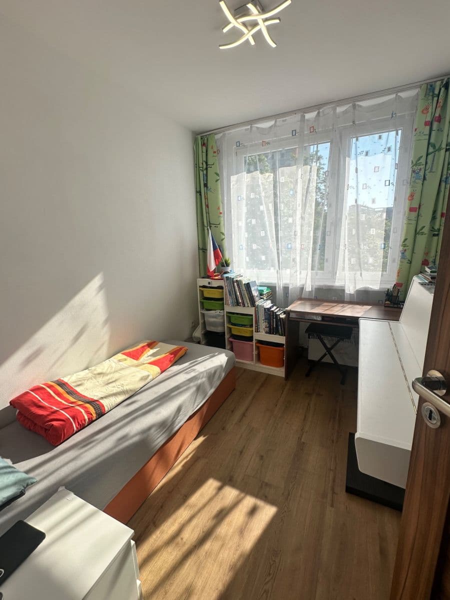 Pronájem bytu 4+kk 60 m², Kaplická, Praha, Praha Pronájem bytu 4+kk 60 m², Kaplická, Praha, Praha
