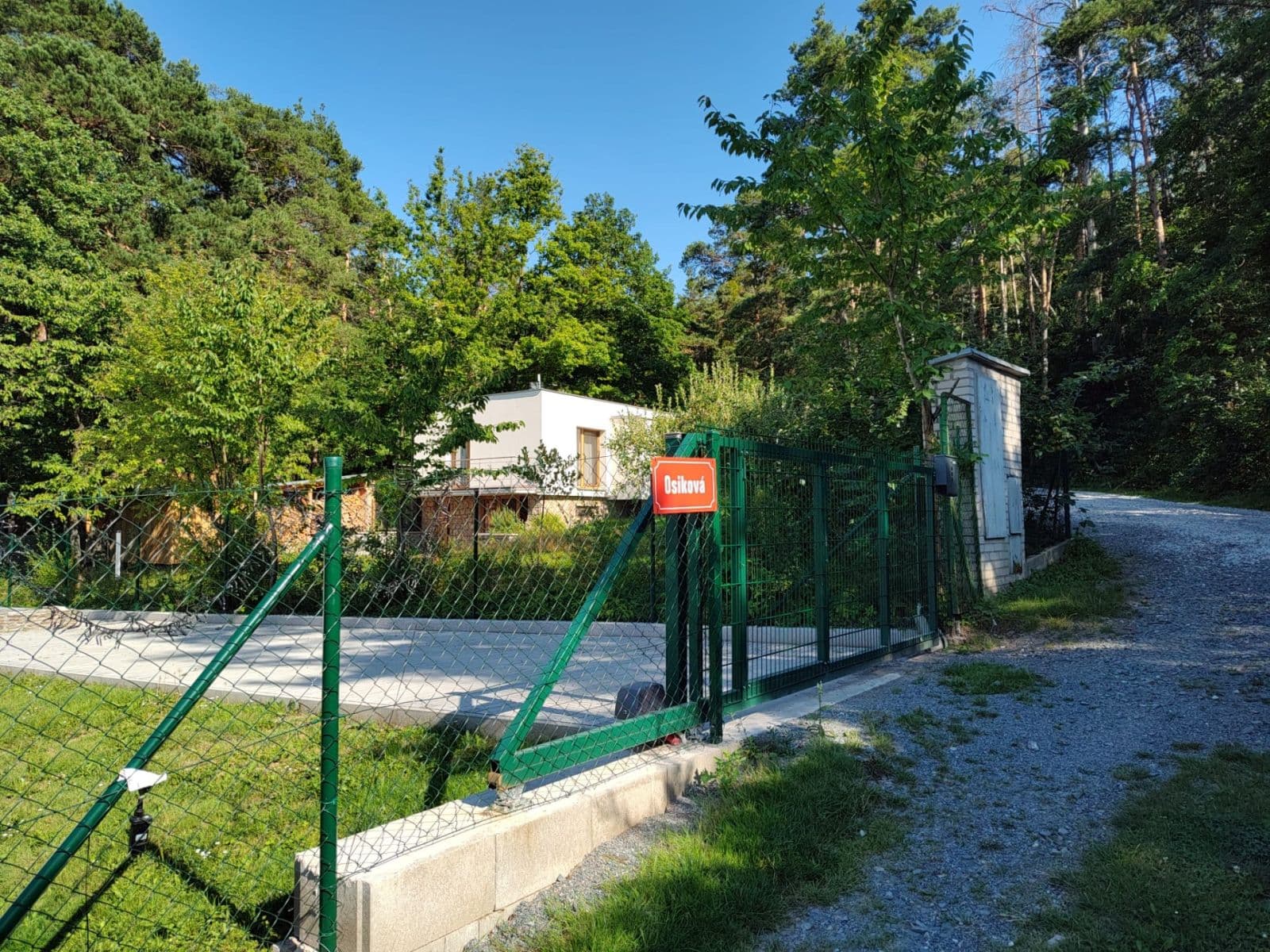 Prodej chaty, chalupy 51 m², pozemek 408 m², Osiková, Vrané nad Vltavou, Středočeský kraj Prodej chaty, chalupy 51 m², pozemek 408 m², Osiková, Vrané nad Vltavou, Středočeský kraj