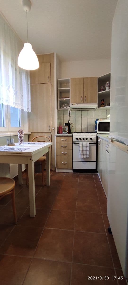 Pronájem bytu 1+1 38 m², Haburská, Ružinov, Bratislavský kraj Pronájem bytu 1+1 38 m², Haburská, Ružinov, Bratislavský kraj