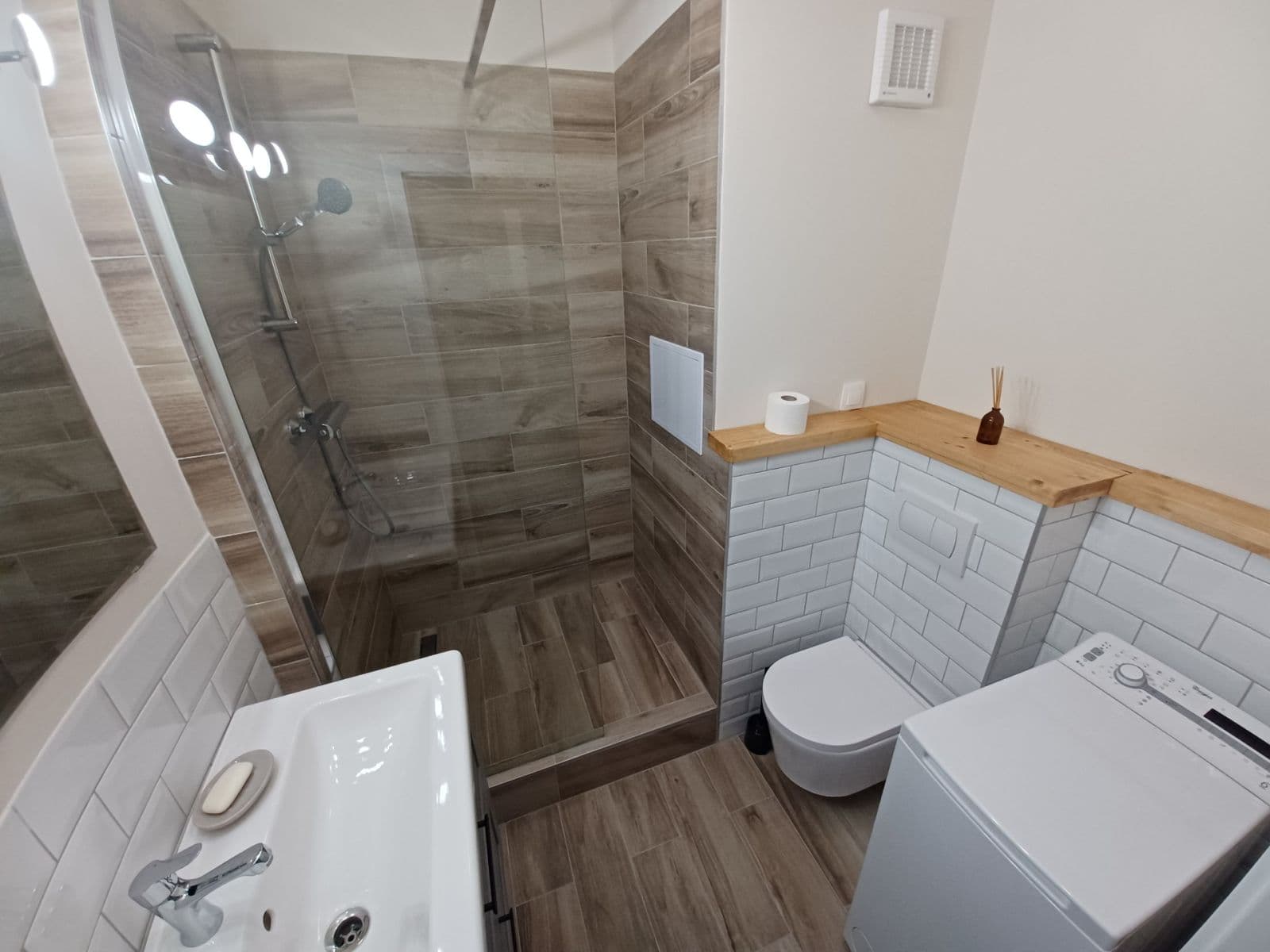 Pronájem bytu 2+1 54 m², Petržalka, Bratislavský kraj Pronájem bytu 2+1 54 m², Petržalka, Bratislavský kraj