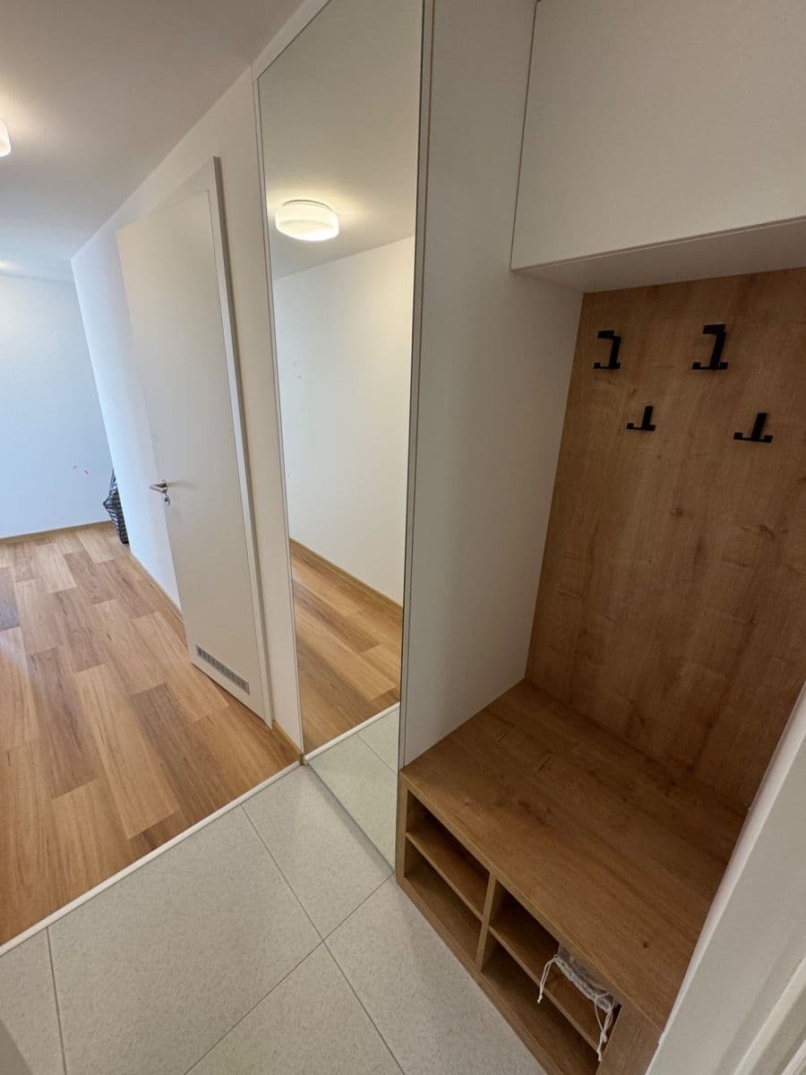 Pronájem bytu 3+kk 86 m², Kolmanova, Praha, Praha Pronájem bytu 3+kk 86 m², Kolmanova, Praha, Praha