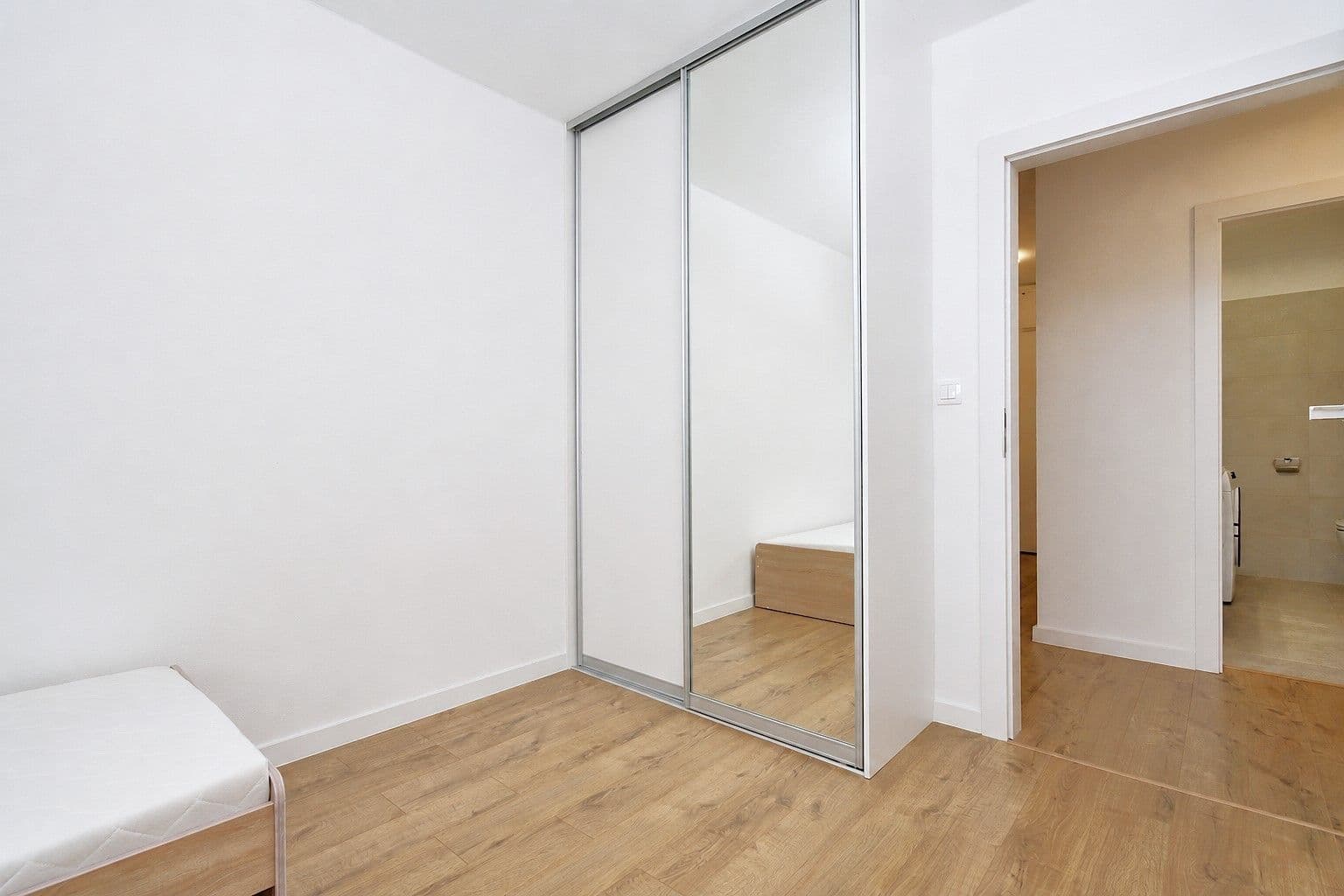 Prodej bytu 3+1 70 m², Závodu Matador, Petržalka, Bratislavský kraj Prodej bytu 3+1 70 m², Závodu Matador, Petržalka, Bratislavský kraj
