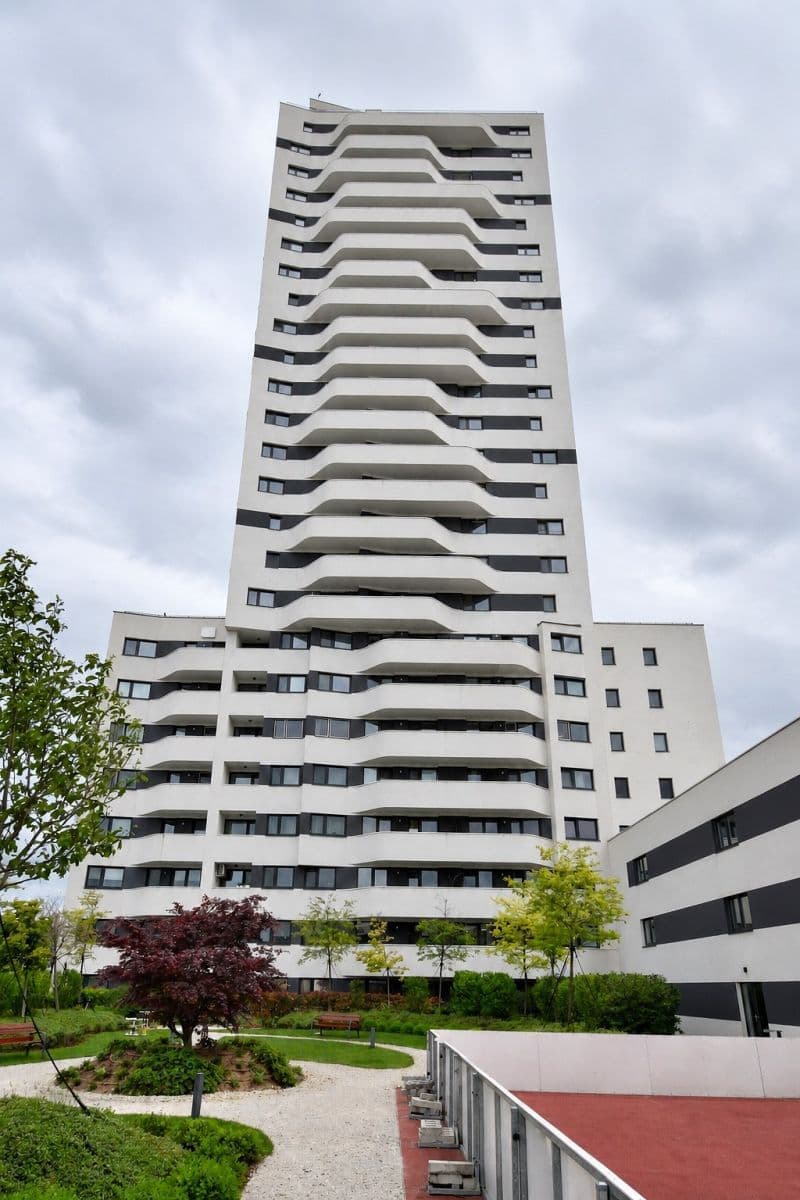 Prodej bytu 3+1 70 m², Závodu Matador, Petržalka, Bratislavský kraj Prodej bytu 3+1 70 m², Závodu Matador, Petržalka, Bratislavský kraj