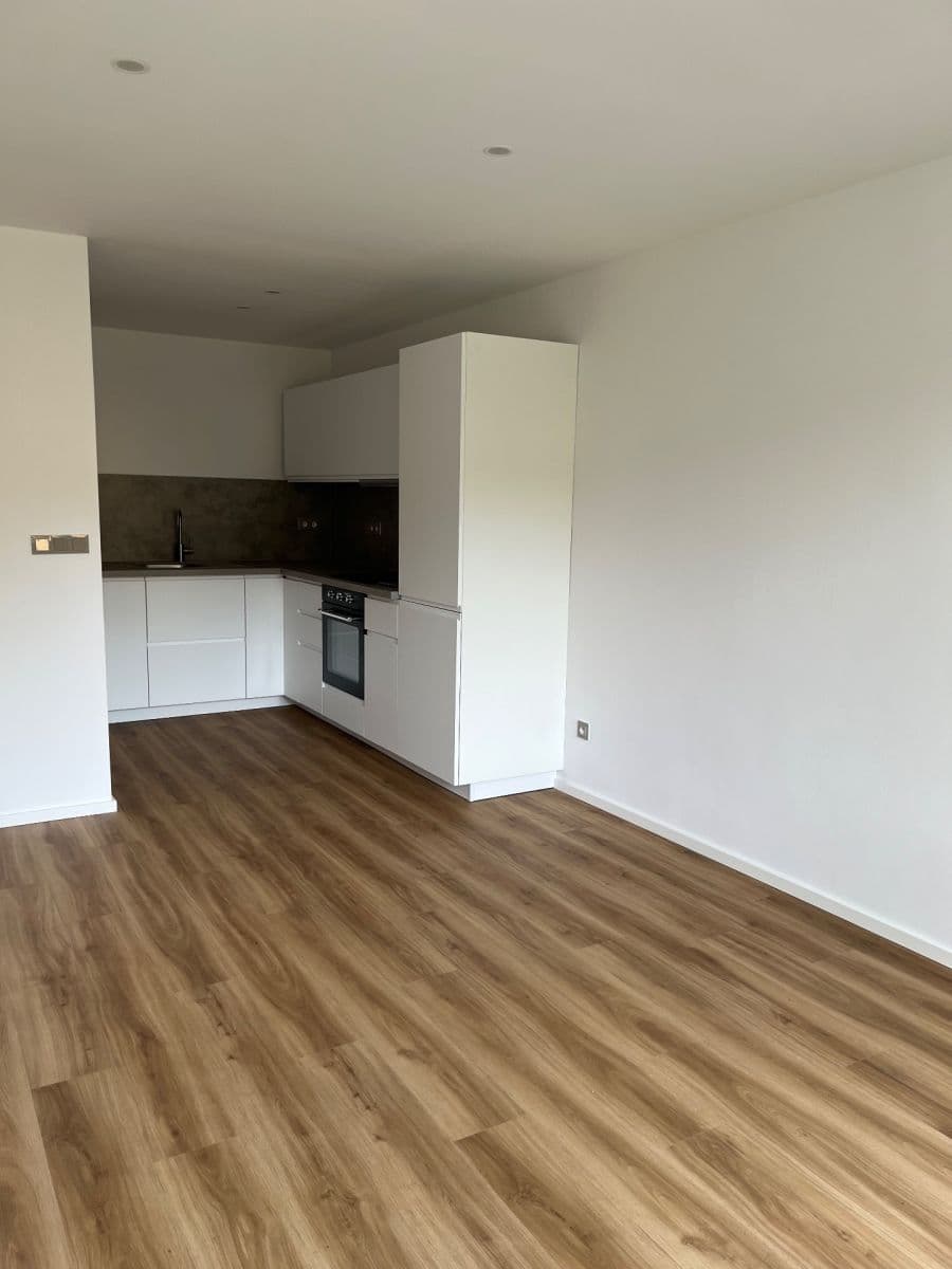 Prodej bytu 2+kk 49 m², Příčná, Příbram, Středočeský kraj Prodej bytu 2+kk 49 m², Příčná, Příbram, Středočeský kraj