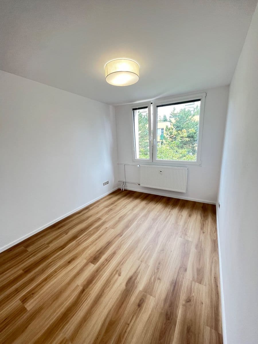 Prodej bytu 2+kk 49 m², Příčná, Příbram, Středočeský kraj Prodej bytu 2+kk 49 m², Příčná, Příbram, Středočeský kraj