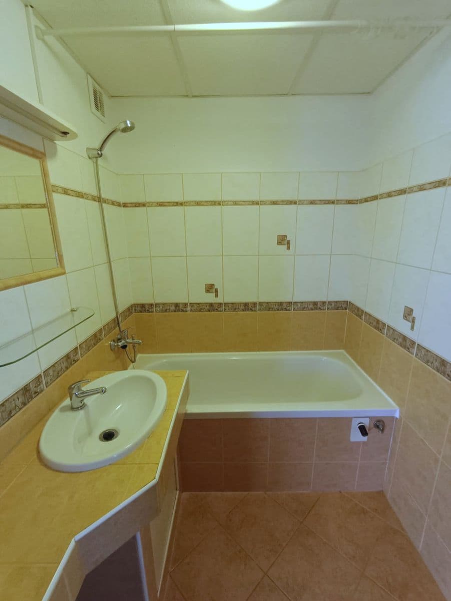 Pronájem bytu 3+1 73 m², Jičínská, Nový Jičín, Moravskoslezský kraj Pronájem bytu 3+1 73 m², Jičínská, Nový Jičín, Moravskoslezský kraj