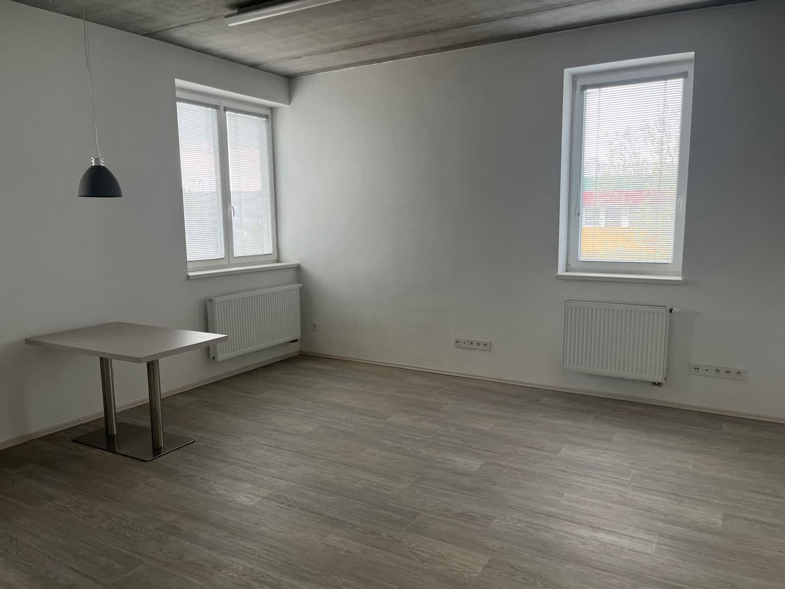 Pronájem bytu 1+kk 45 m², U Uhříněveské obory, Praha, Praha Pronájem bytu 1+kk 45 m², U Uhříněveské obory, Praha, Praha