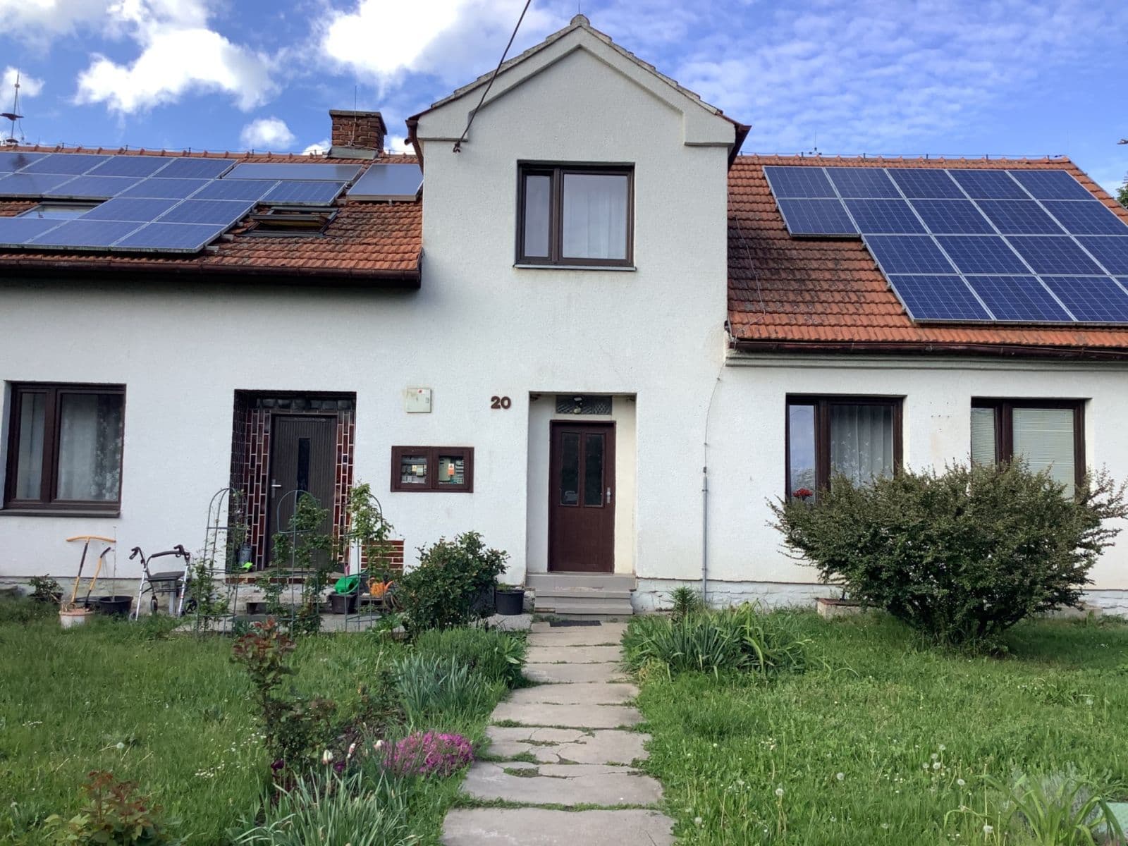 Pronájem bytu 1+kk 21 m², Dolní Loučky, Jihomoravský kraj Pronájem bytu 1+kk 21 m², Dolní Loučky, Jihomoravský kraj