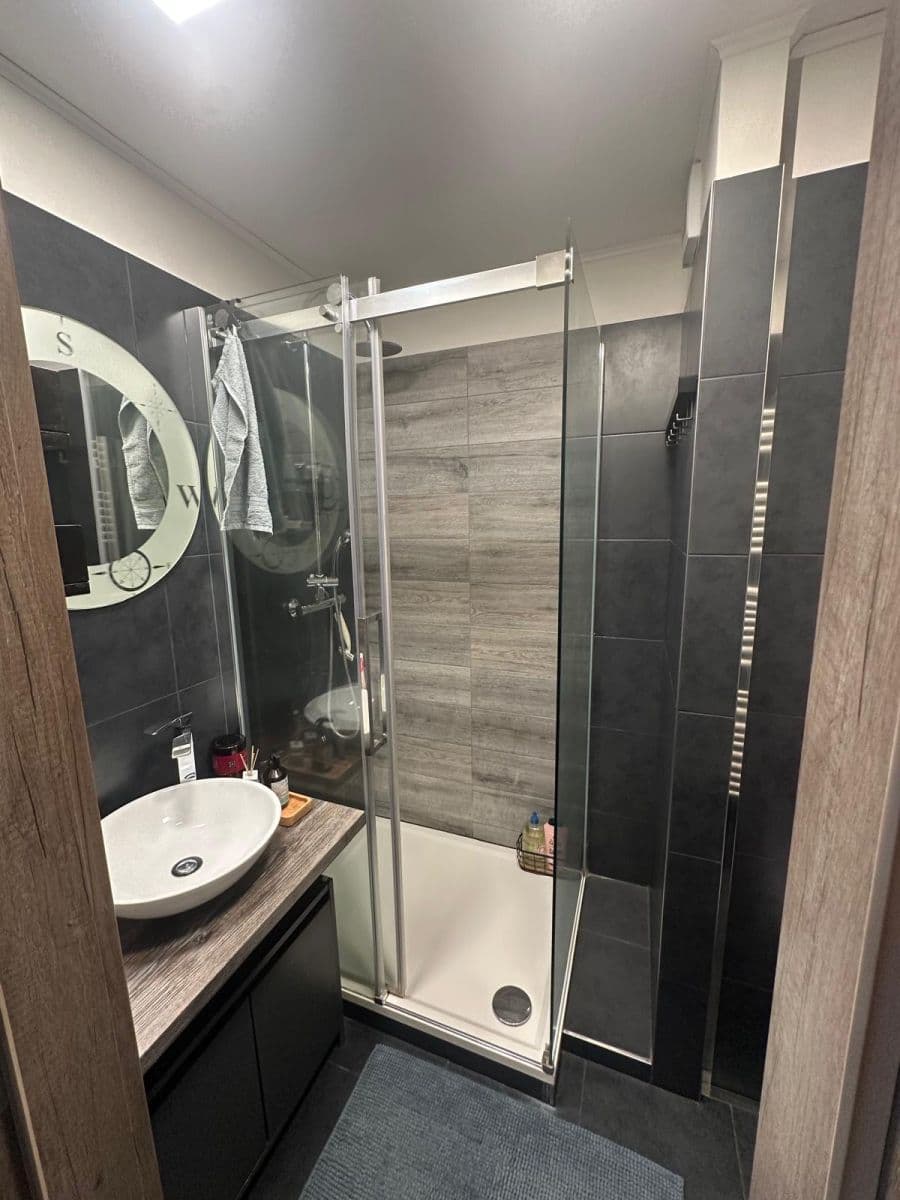 Pronájem bytu 2+kk 35 m², Krakovská, Kralupy nad Vltavou, Středočeský kraj Pronájem bytu 2+kk 35 m², Krakovská, Kralupy nad Vltavou, Středočeský kraj