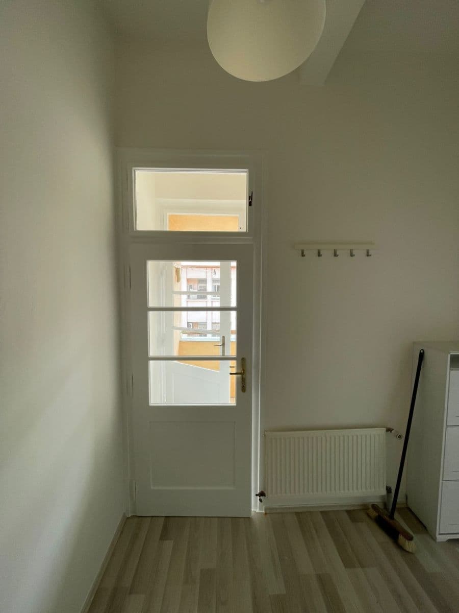 Pronájem bytu 2+kk 51 m², N. A. Někrasova, Praha, Praha Pronájem bytu 2+kk 51 m², N. A. Někrasova, Praha, Praha