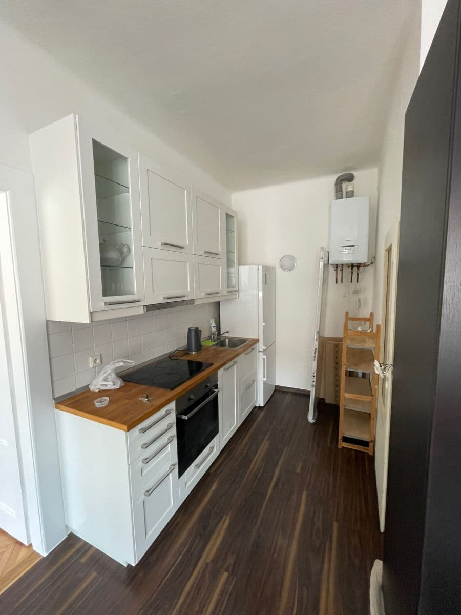 Pronájem bytu 2+kk 51 m², N. A. Někrasova, Praha, Praha Pronájem bytu 2+kk 51 m², N. A. Někrasova, Praha, Praha