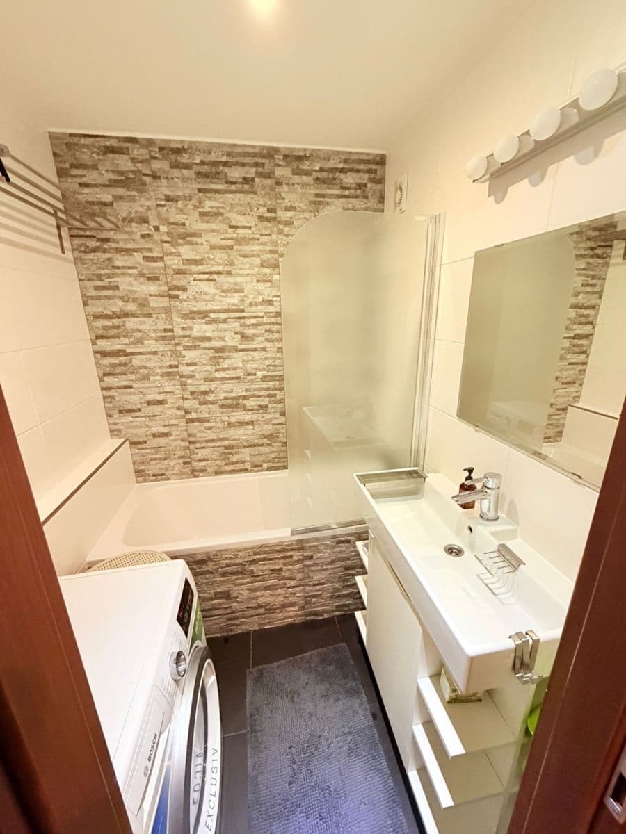 Pronájem bytu 3+kk 80 m², Nušlova, Praha, Praha Pronájem bytu 3+kk 80 m², Nušlova, Praha, Praha