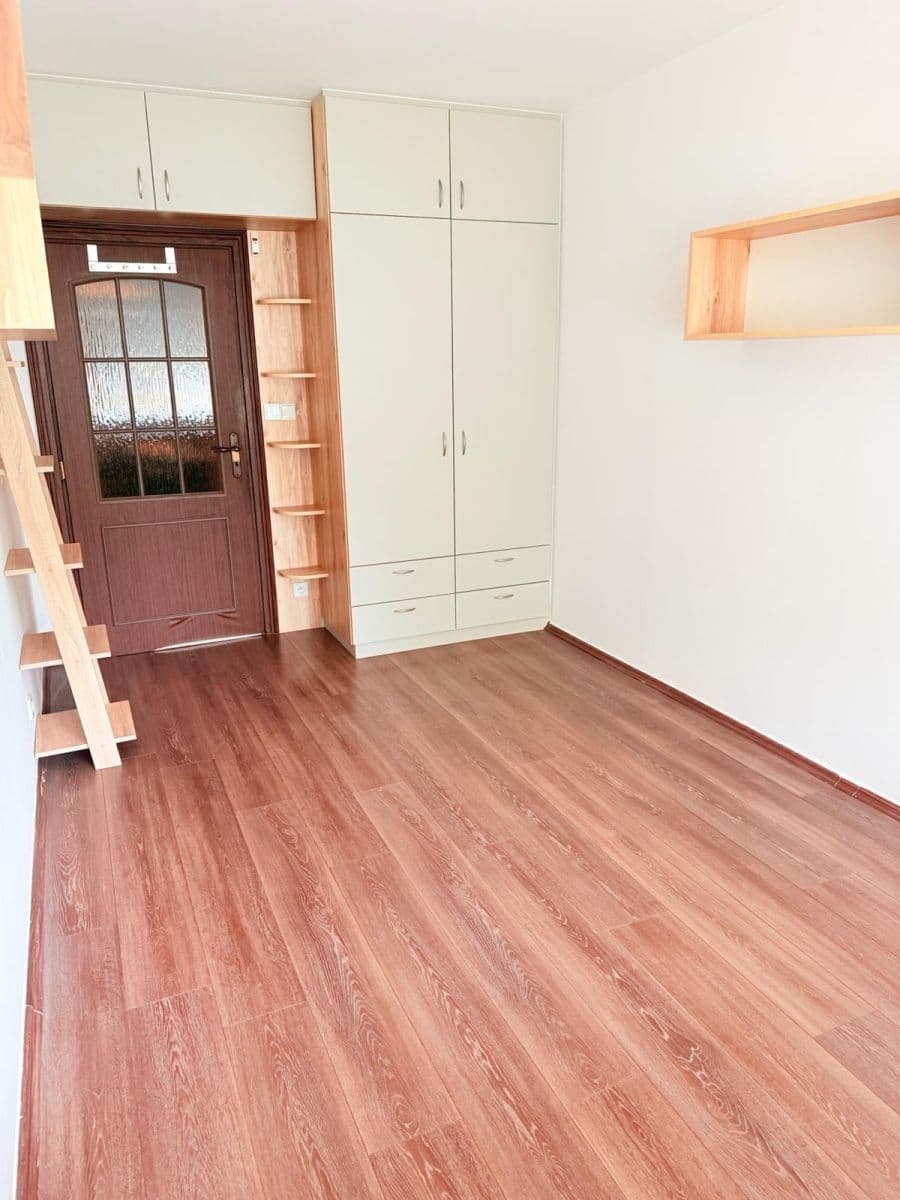 Pronájem bytu 3+kk 80 m², Nušlova, Praha, Praha Pronájem bytu 3+kk 80 m², Nušlova, Praha, Praha