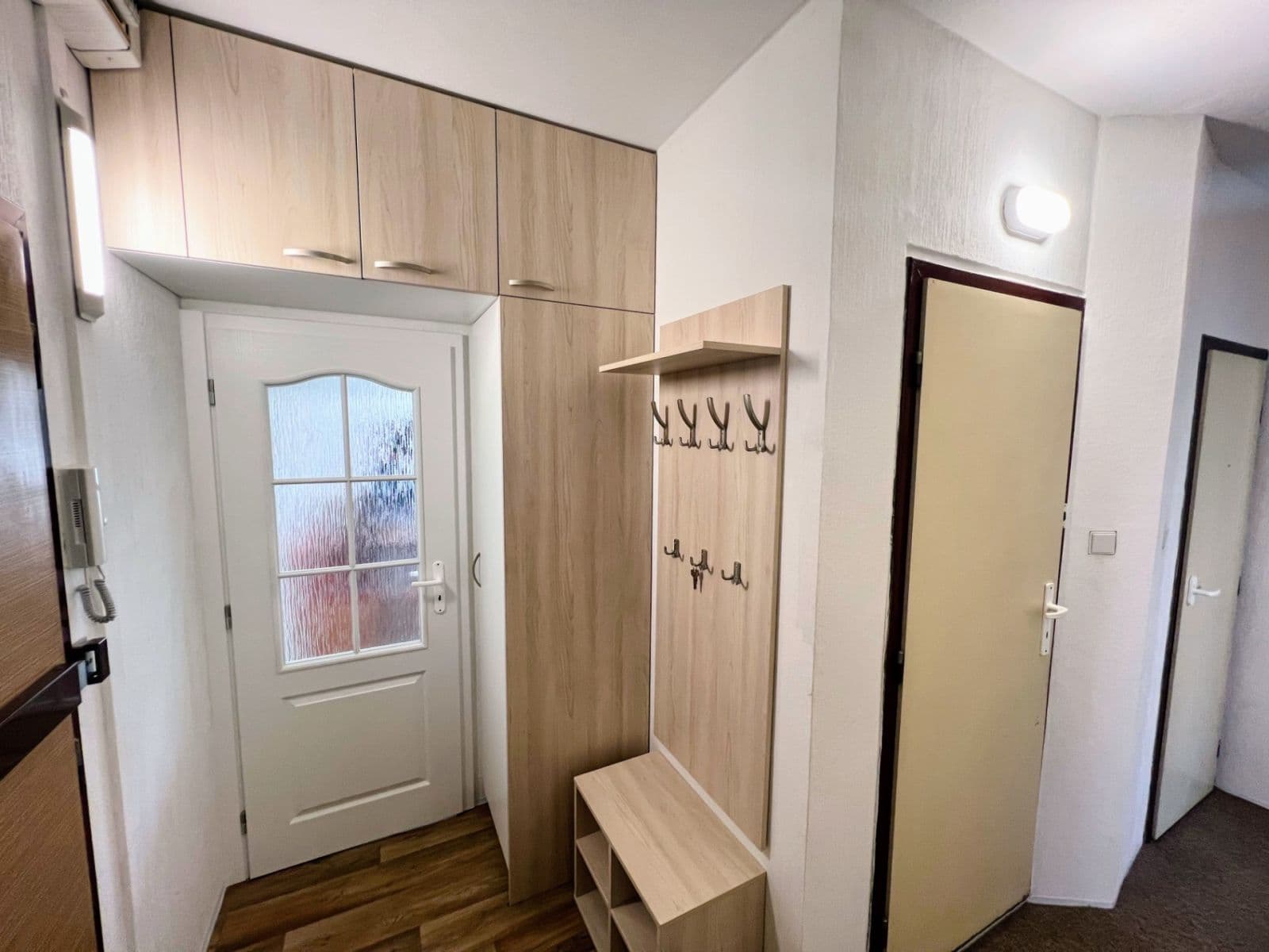 Prodej bytu 4+1 78 m², Husova, Nový Bor, Liberecký kraj Prodej bytu 4+1 78 m², Husova, Nový Bor, Liberecký kraj
