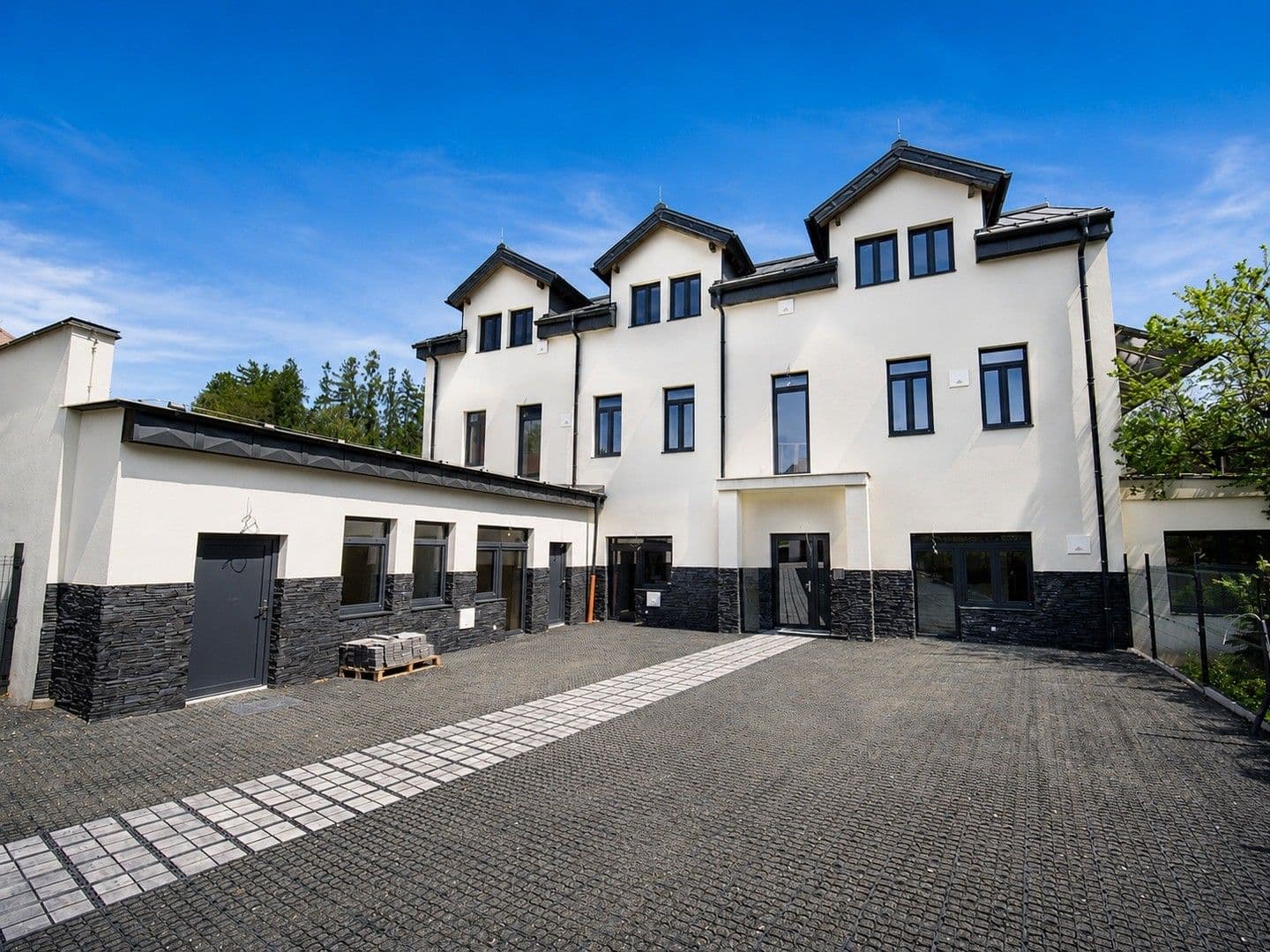 Prodej bytu 2+kk 45 m², Dolení, Jilemnice, Liberecký kraj Prodej bytu 2+kk 45 m², Dolení, Jilemnice, Liberecký kraj