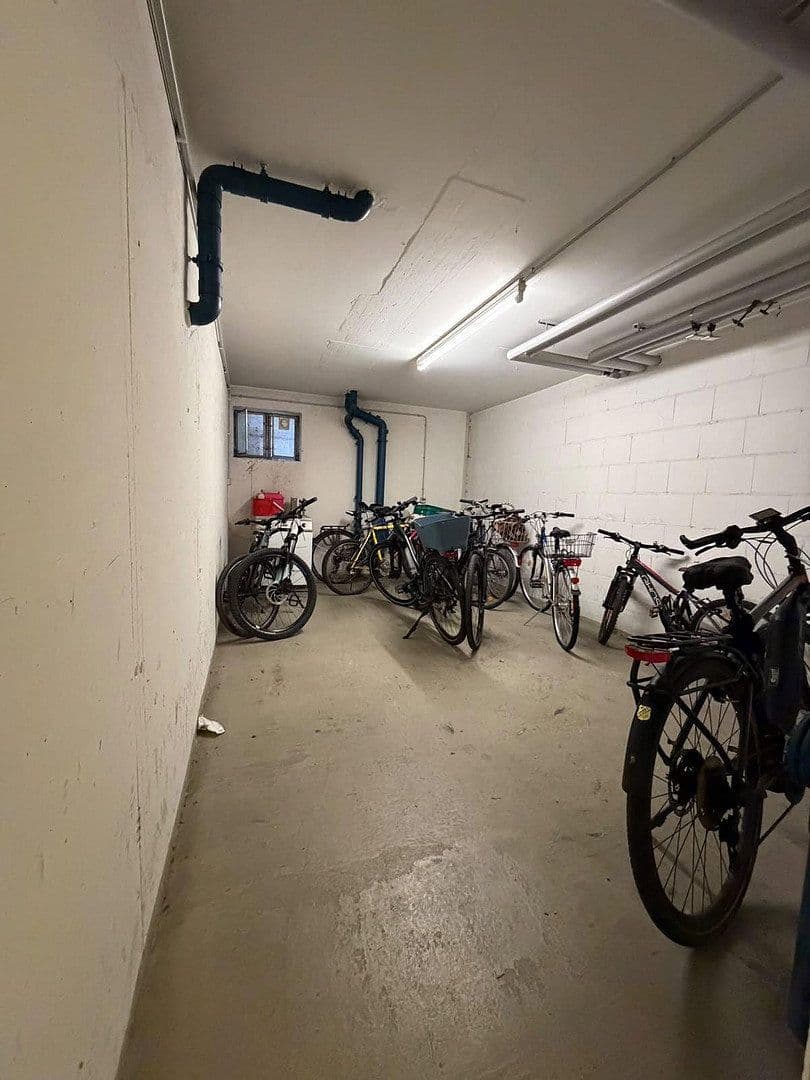 Pronájem bytu 2+1 55 m², Stuttgart, Bádensko-Württembersko Pronájem bytu 2+1 55 m², Stuttgart, Bádensko-Württembersko