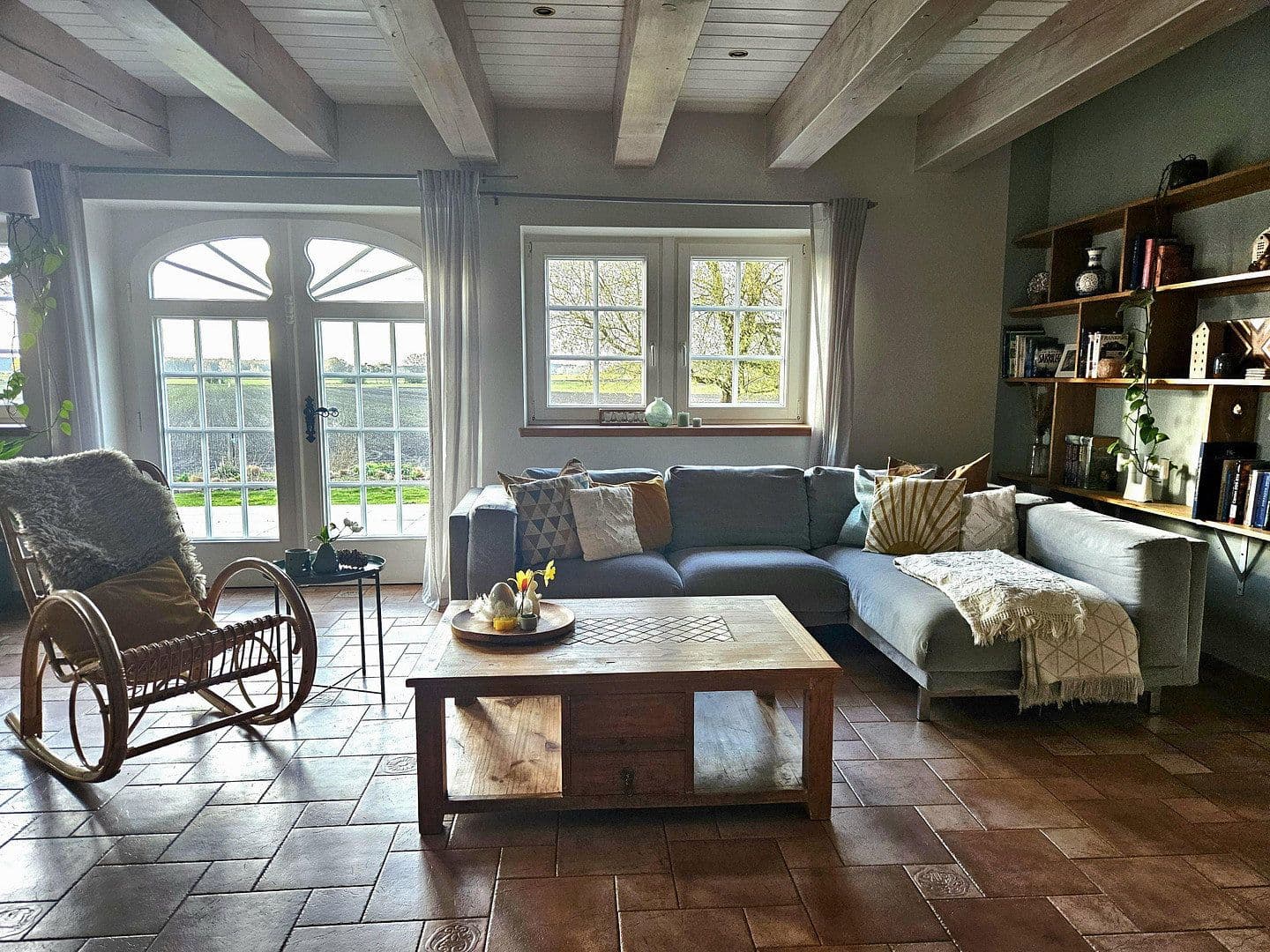Prodej domu 255 m², pozemek 2.200 m², Wahrenholz, Dolní Sasko Prodej domu 255 m², pozemek 2.200 m², Wahrenholz, Dolní Sasko