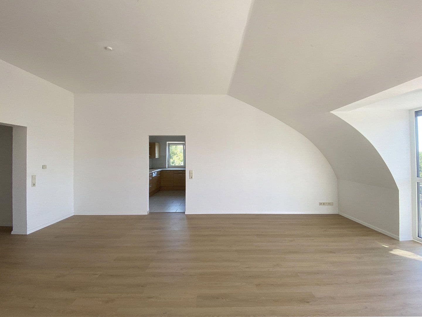 Pronájem bytu 3+1 116 m², Speyer, Porýní-Falc Pronájem bytu 3+1 116 m², Speyer, Porýní-Falc