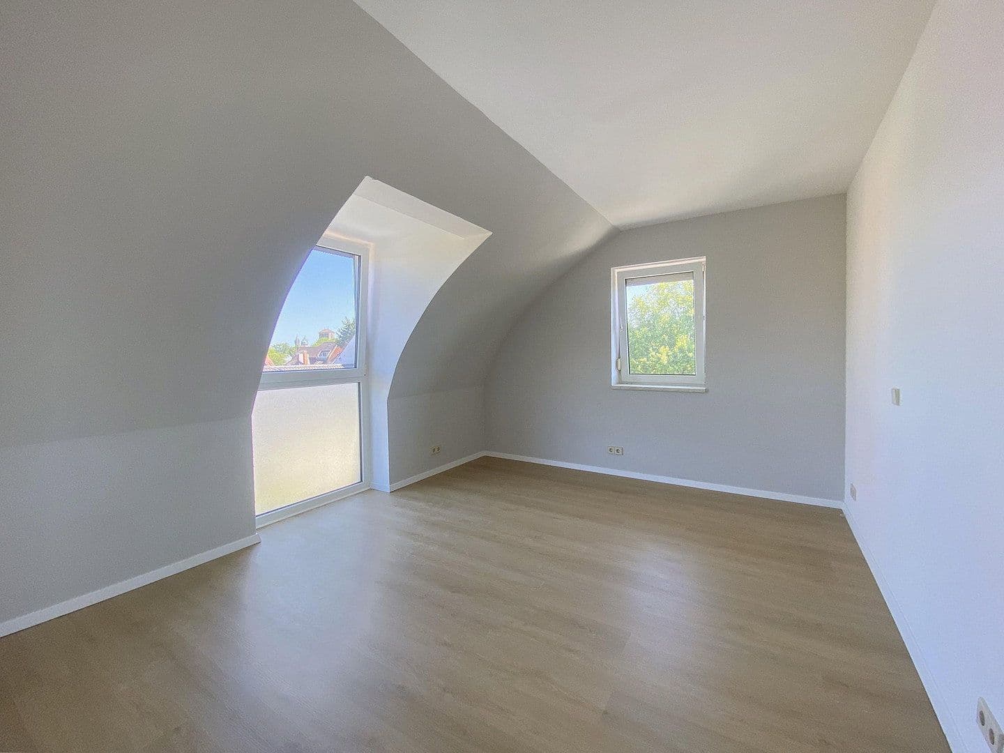Pronájem bytu 3+1 116 m², Speyer, Porýní-Falc Pronájem bytu 3+1 116 m², Speyer, Porýní-Falc
