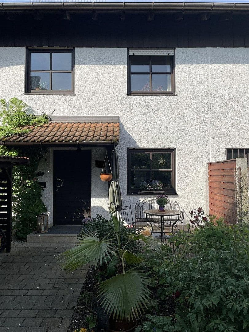 Prodej domu 137 m², pozemek 264 m², Gilching, Bavorsko Prodej domu 137 m², pozemek 264 m², Gilching, Bavorsko
