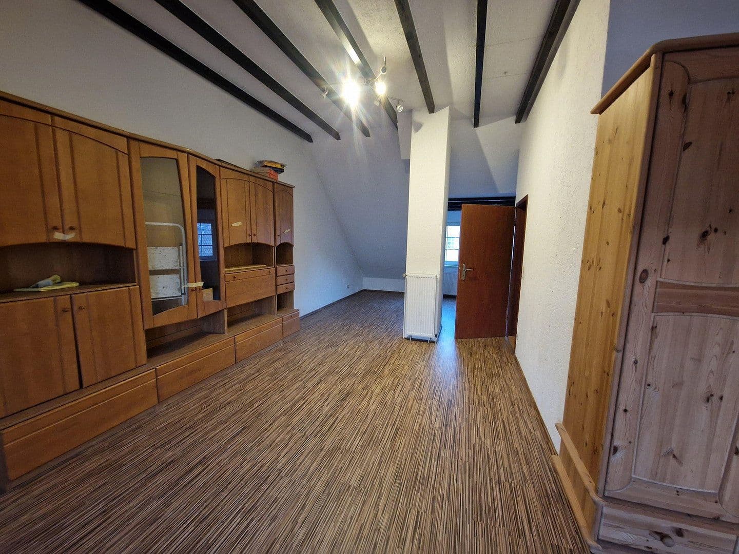 Prodej domu 140 m², pozemek 190 m², Ratingen, Severní Porýní-Vestfálsko Prodej domu 140 m², pozemek 190 m², Ratingen, Severní Porýní-Vestfálsko