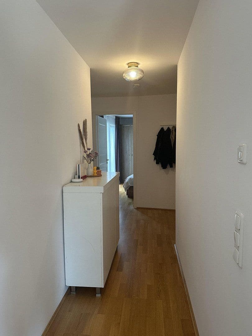 Pronájem bytu 2+1 56 m², Grossvenedigerstr. 55, München, Bavorsko Pronájem bytu 2+1 56 m², Grossvenedigerstr. 55, München, Bavorsko