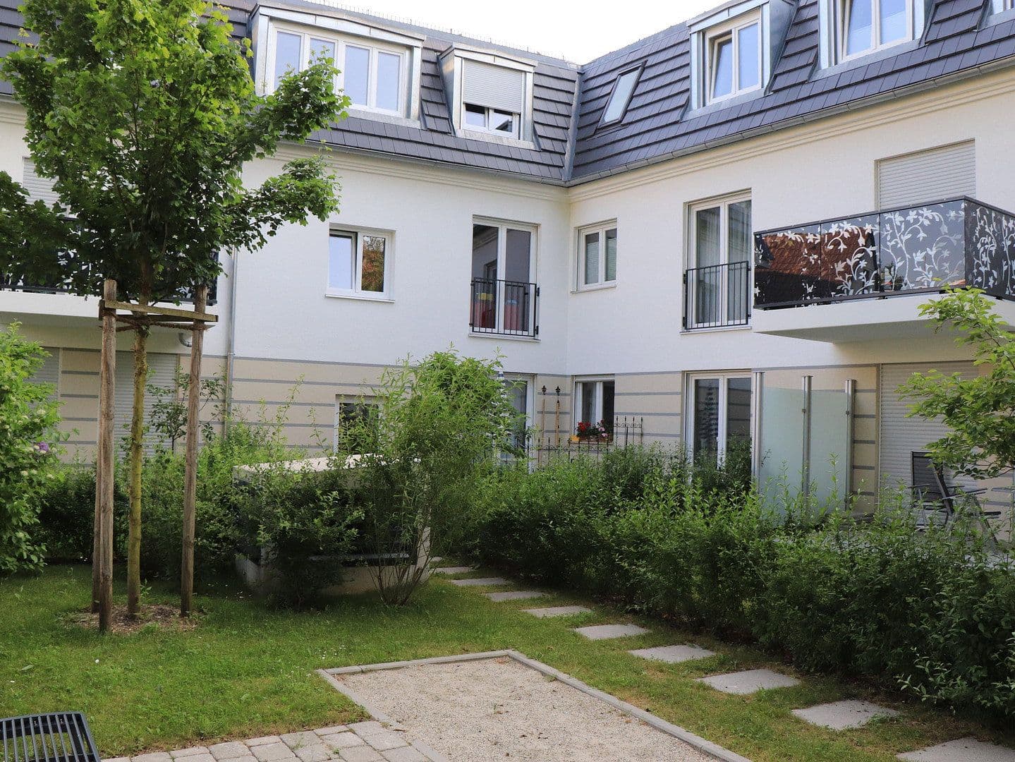 Pronájem bytu 2+1 56 m², Grossvenedigerstr. 55, München, Bavorsko Pronájem bytu 2+1 56 m², Grossvenedigerstr. 55, München, Bavorsko