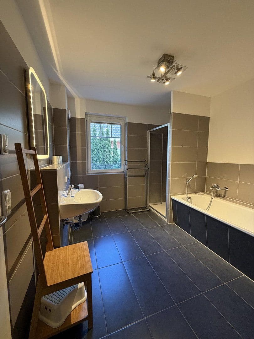 Prodej domu 150 m², pozemek 329 m², Unter den Kiefern 68, Röbel/Müritz, Mecklenburg-Vorpommern Prodej domu 150 m², pozemek 329 m², Unter den Kiefern 68, Röbel/Müritz, Mecklenburg-Vorpommern