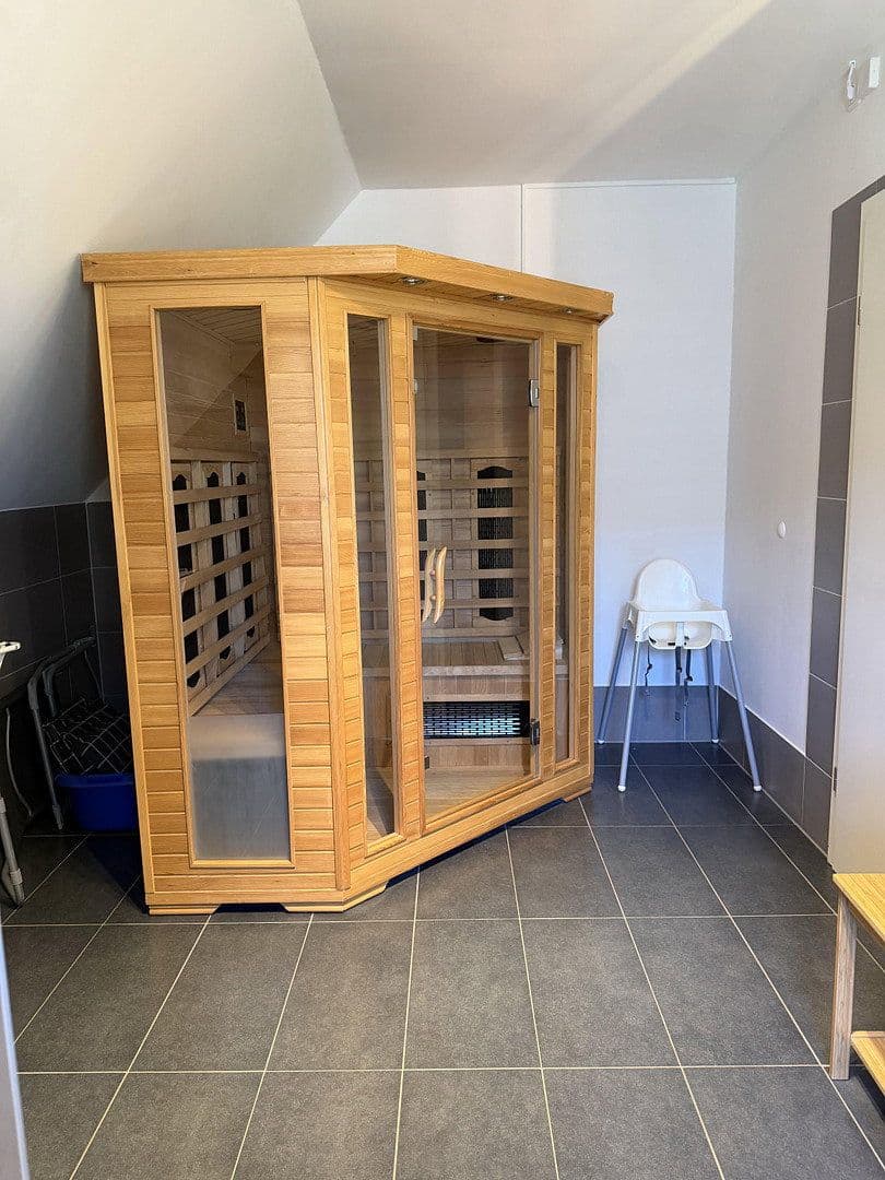 Prodej domu 150 m², pozemek 329 m², Unter den Kiefern 68, Röbel/Müritz, Mecklenburg-Vorpommern Prodej domu 150 m², pozemek 329 m², Unter den Kiefern 68, Röbel/Müritz, Mecklenburg-Vorpommern