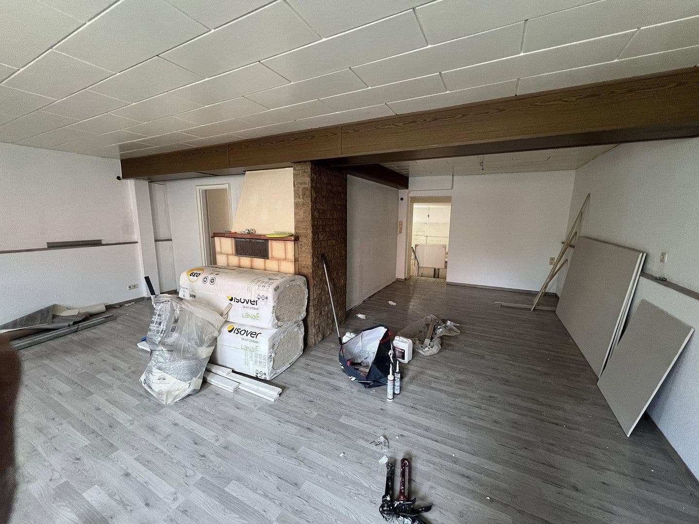Pronájem bytu 4+1 114 m², Am breiten 2, Delligsen, Dolní Sasko Pronájem bytu 4+1 114 m², Am breiten 2, Delligsen, Dolní Sasko