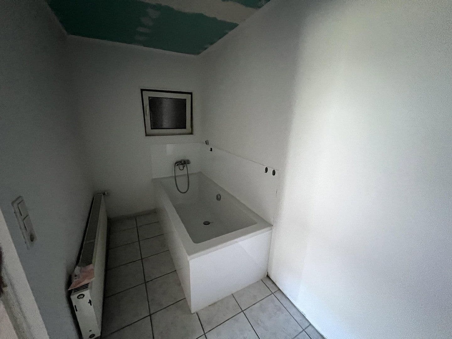 Pronájem bytu 4+1 114 m², Am breiten 2, Delligsen, Dolní Sasko Pronájem bytu 4+1 114 m², Am breiten 2, Delligsen, Dolní Sasko
