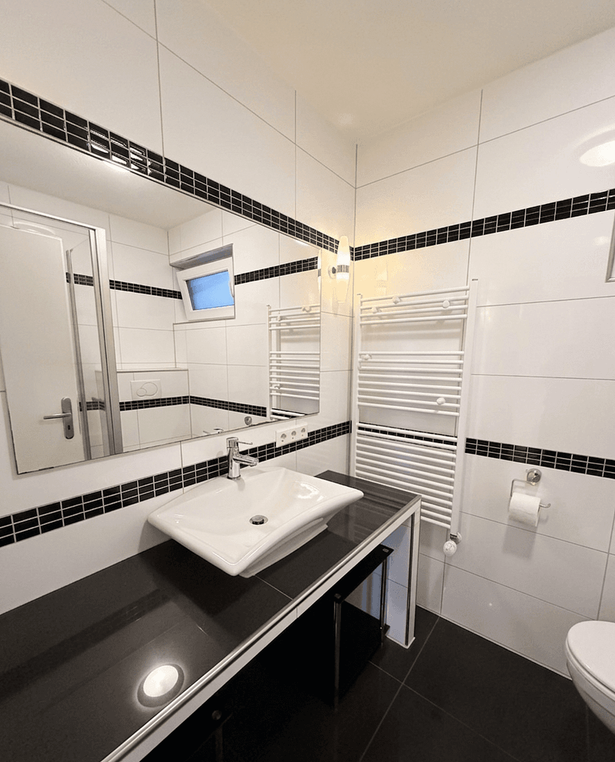 Pronájem domu 210 m², pozemek 853 m², Sulzbach/Saar, Země Sársko Pronájem domu 210 m², pozemek 853 m², Sulzbach/Saar, Země Sársko