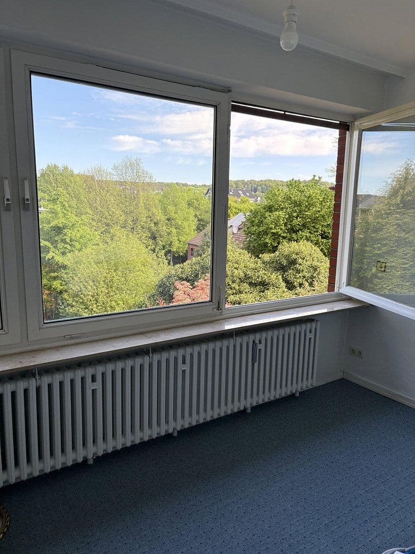 Prodej domu 400 m², pozemek 1.050 m², Bergisch Gladbach, Severní Porýní-Vestfálsko Prodej domu 400 m², pozemek 1.050 m², Bergisch Gladbach, Severní Porýní-Vestfálsko