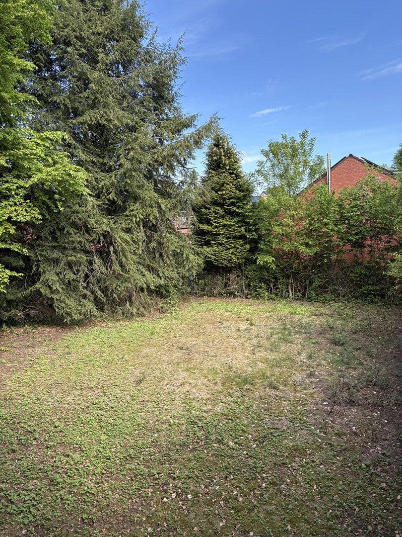 Prodej domu 400 m², pozemek 1.050 m², Bergisch Gladbach, Severní Porýní-Vestfálsko Prodej domu 400 m², pozemek 1.050 m², Bergisch Gladbach, Severní Porýní-Vestfálsko