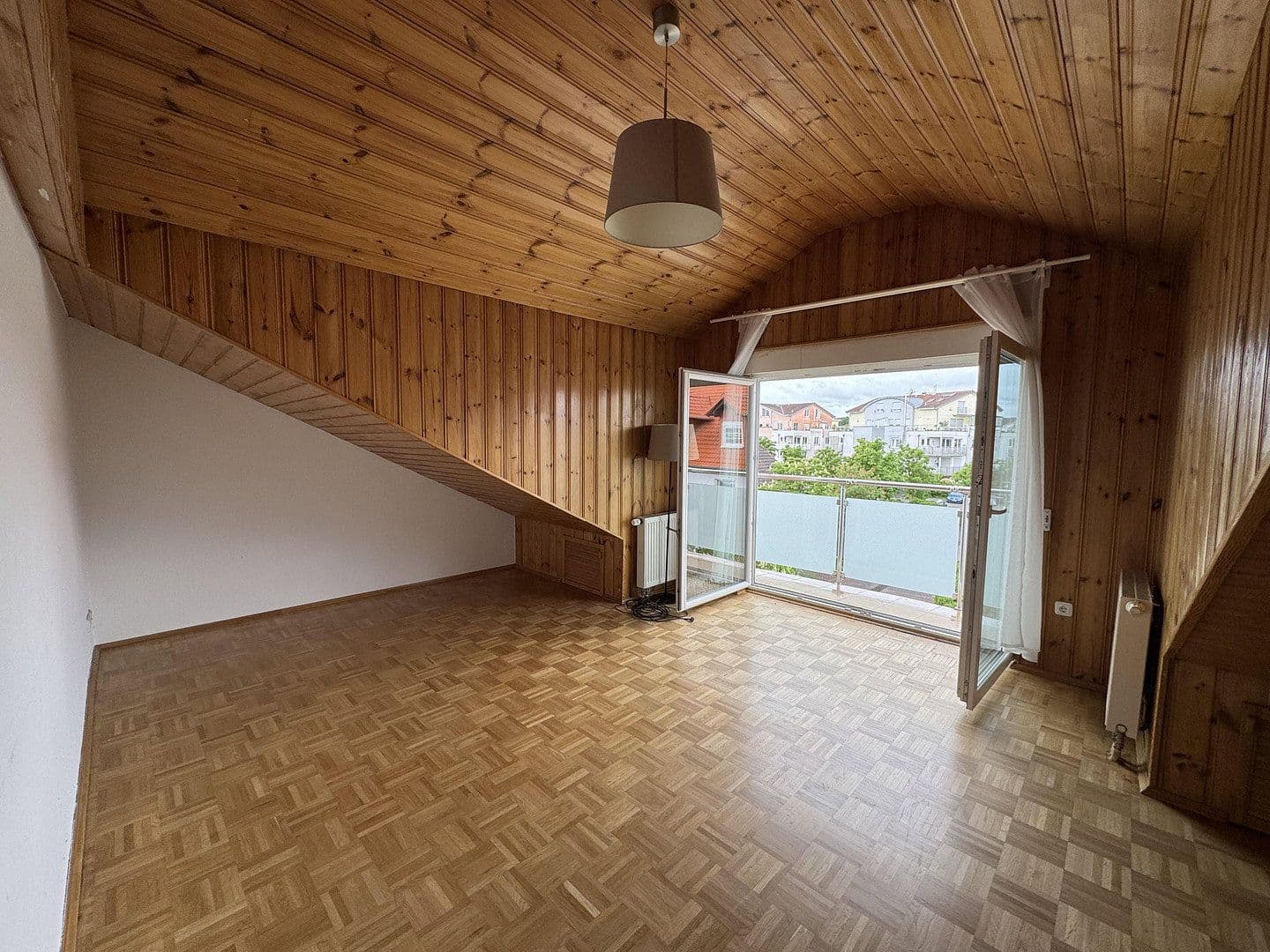 Pronájem bytu 3+1 72 m², Ginsheim-Gustavsburg, Hessen Pronájem bytu 3+1 72 m², Ginsheim-Gustavsburg, Hessen